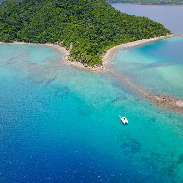  Catamaran Sailing 